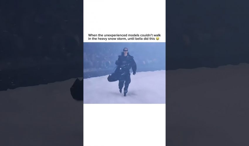 #bellahadid #supermodel #balenciaga #fashionshow #viralvideo #trending #runway #catwalk #edit #fyp